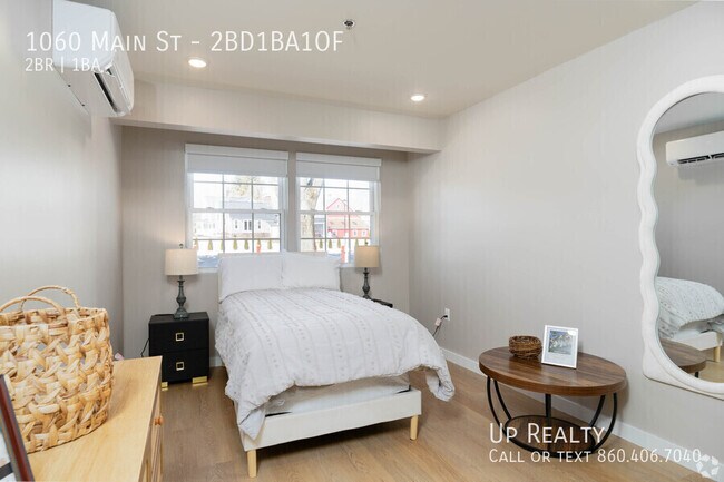 Photo - 1060 Main St Unidad 2BD1BA1OF