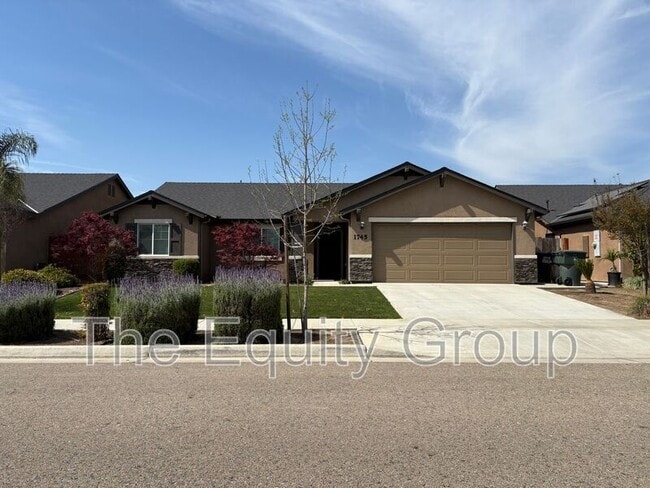 Building Photo - 1745 N Virmargo St