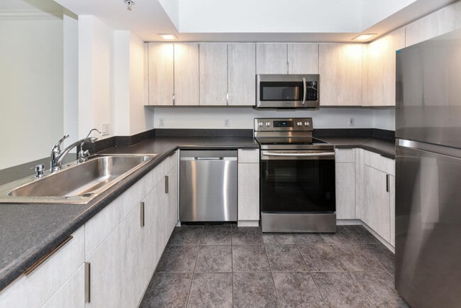 Photo - 110 N Federal Hwy Unit 908