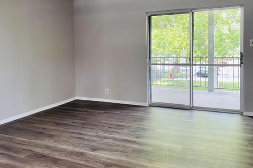 Photo - West End Crossing