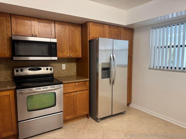 Photo - 16171 Blatt Blvd Unit 202
