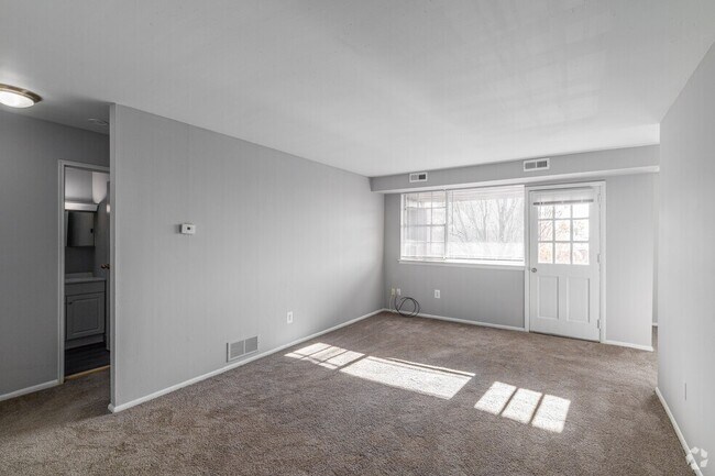 Pebble Hill Apartments