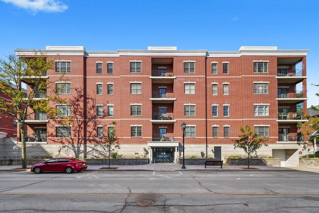 Photo - 210 N Addison Ave #401 Unit 401