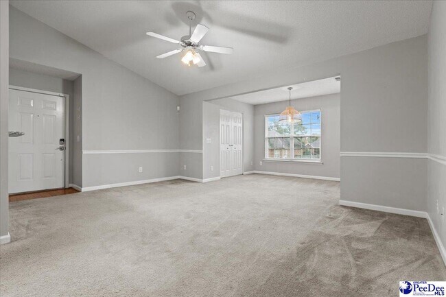 Photo - 529 3rd Loop Rd