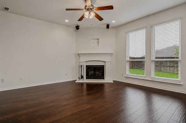 Photo - 1401 Elkford Ln