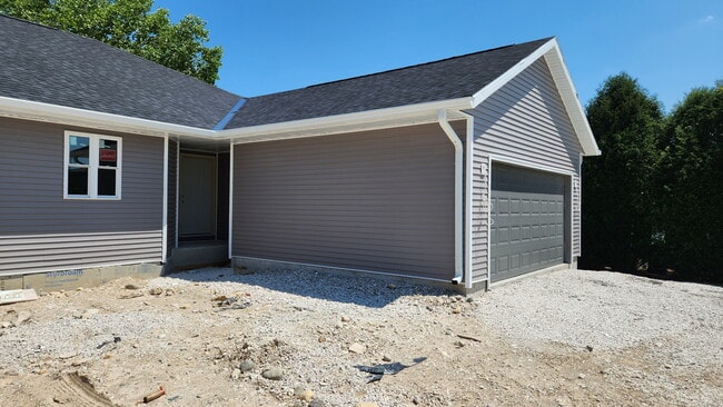Photo - 1207 Hillwood Blvd Unit New Build Ranch Condo for Rent