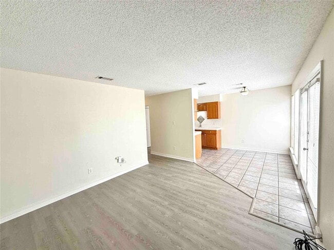Photo - 10802 Lambert Cir
