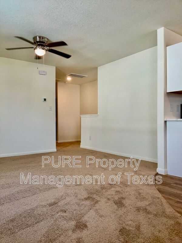 Photo - 2002 W 2nd St