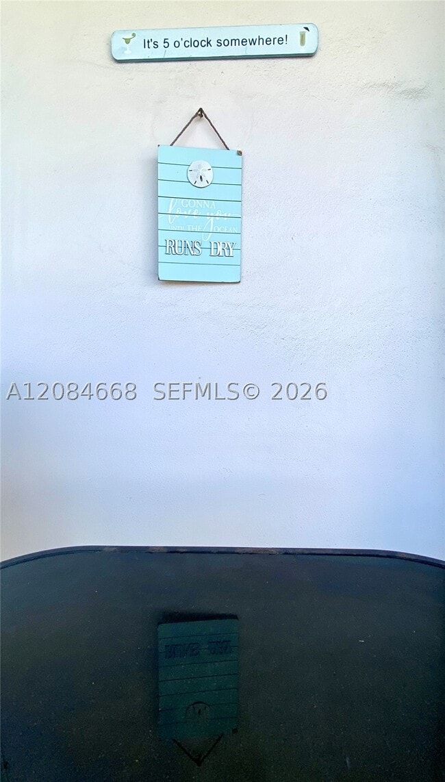 400 Golden Isles Dr Unit 9