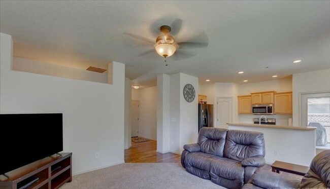 Photo - Charming 3-Bedroom, 2-Bath Home – Landscaping Included! Great location to downtown Boise