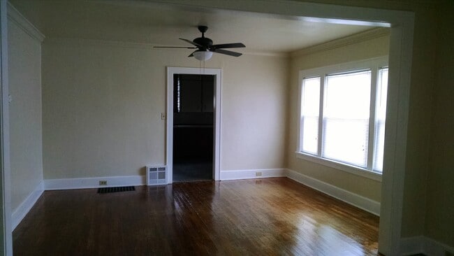 Photo - 1939 Terrace St Unidad 1