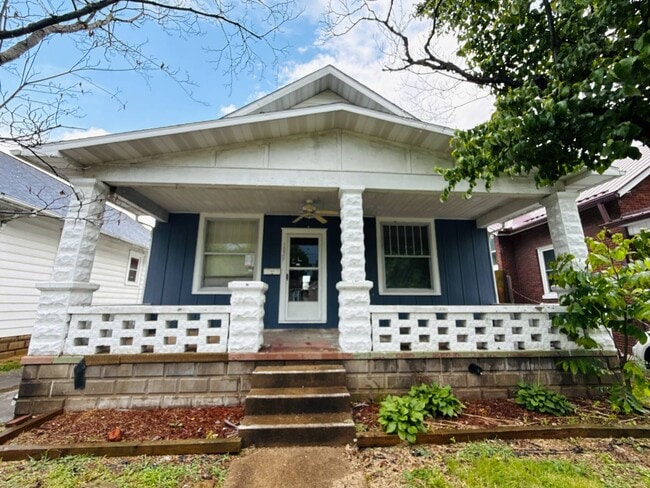 Building Photo - 1029 10th St Rental