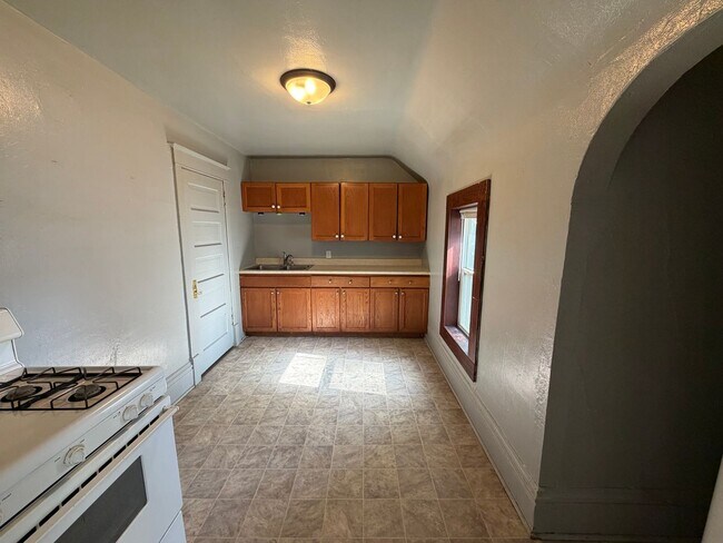 Photo - 3909 Orleans Ave Unit 3909 Orleans Ave - UPPER