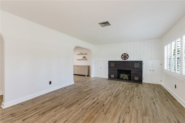 Building Photo - 1310 La Faunce Way