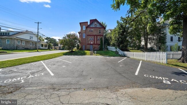 Photo - 119 S Broad St Unit 3