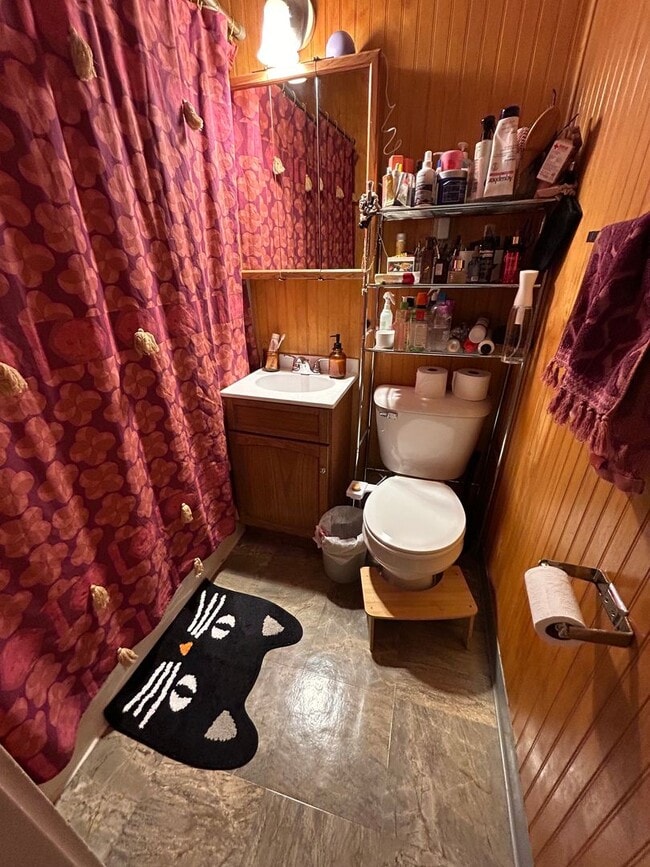 Photo - 1 Bedroom 1 Bathroom Apartment Unit Apt 102