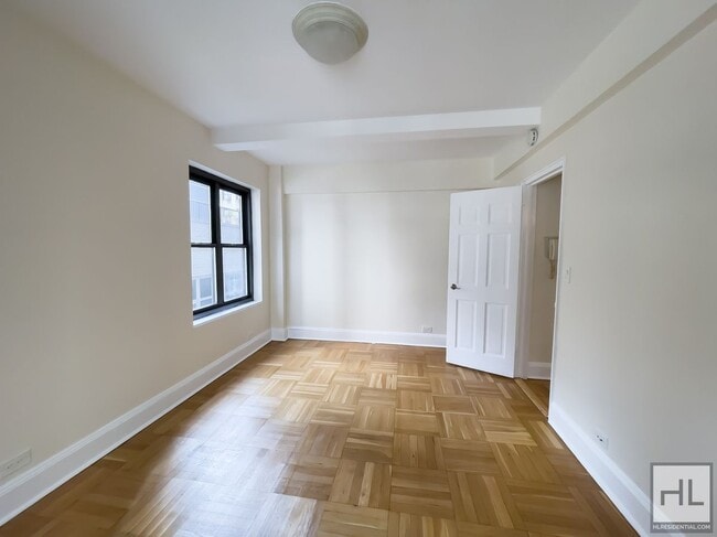 Photo - EAST 56 STREET Unit 8A