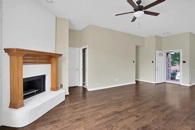 Photo - 827 Cornell Ln