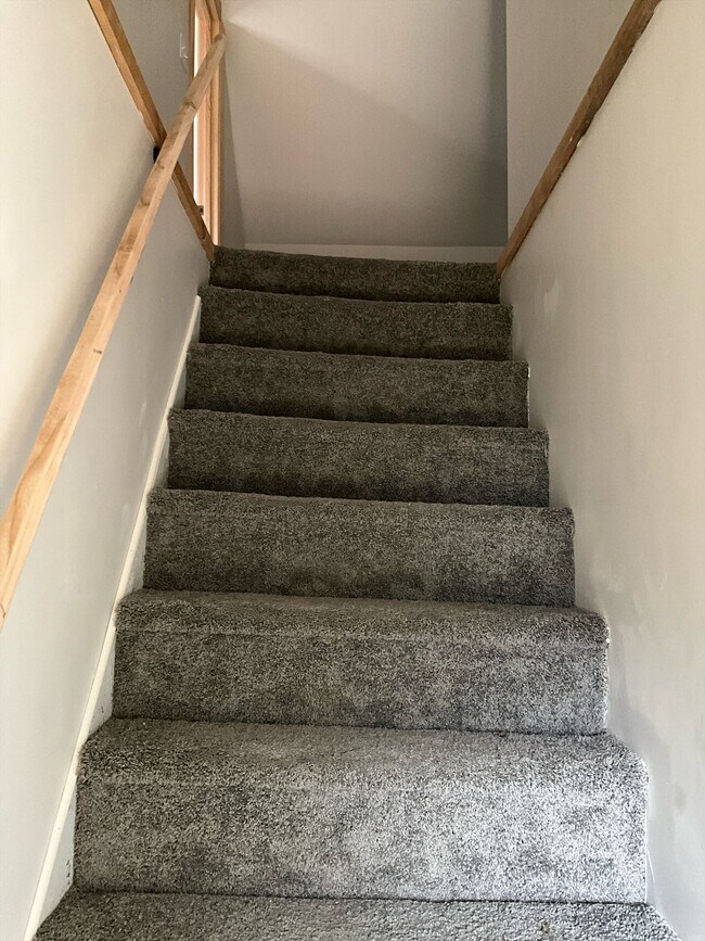 Photo - 8 Woodland Ct