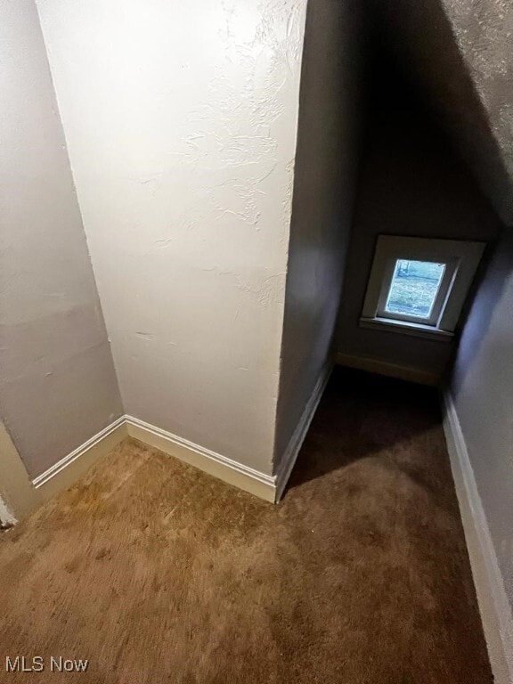 Photo - 2495 Apple Ave