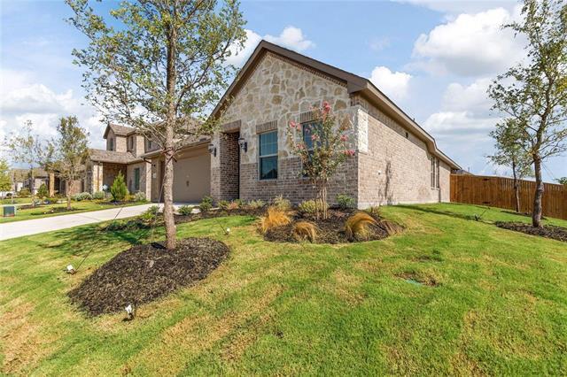 1253 Carinna Dr