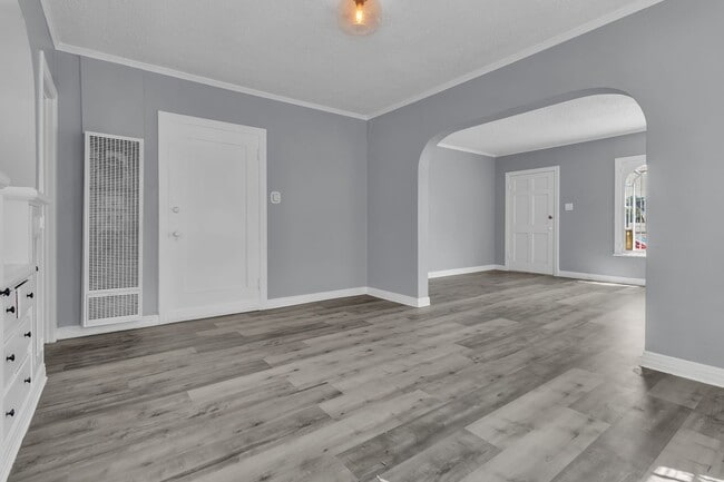 Photo - 1441 W 53rd St Unit 1439