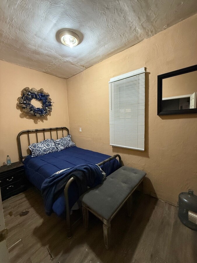 Photo - 824 Lincoln St