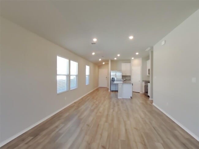 Photo - 5300 Saddle Clb Dr