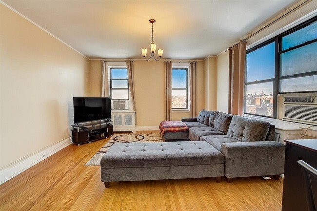 Photo - 2600 John F. Kennedy Blvd Unit 8L