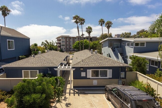Building Photo - North PB/Bird Rock 1 Br, Across the Street... Unit 5050 Rental