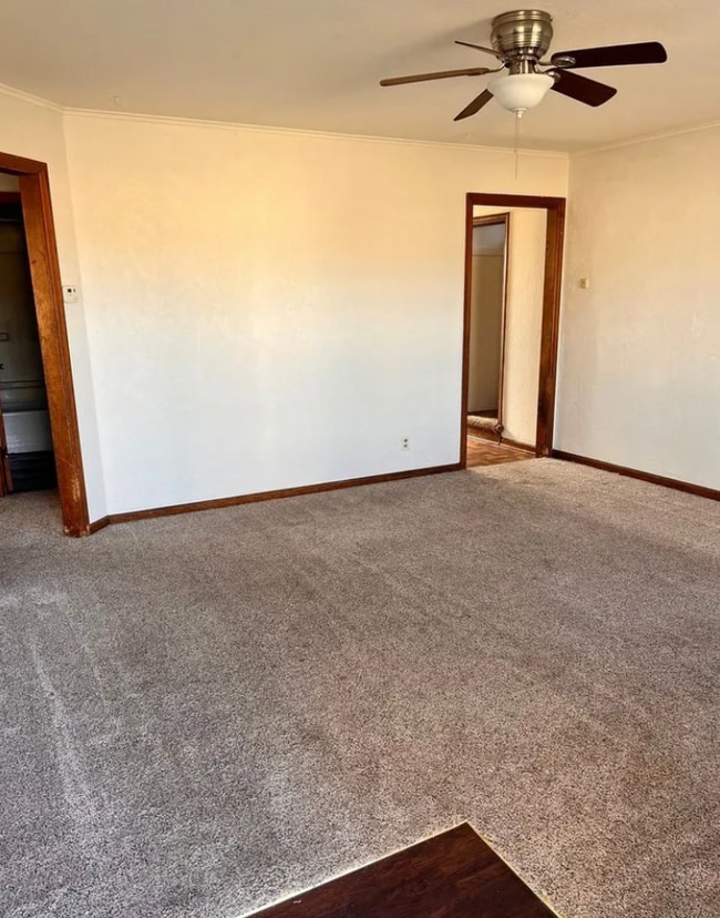 Photo - 2713 W Maine St