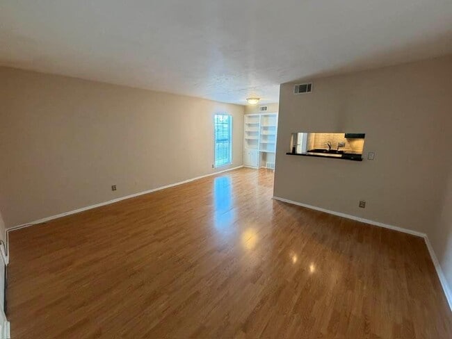 Photo - 2425 Ashdale Dr Unit 43