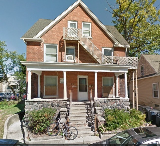 931 Greenwood Ave