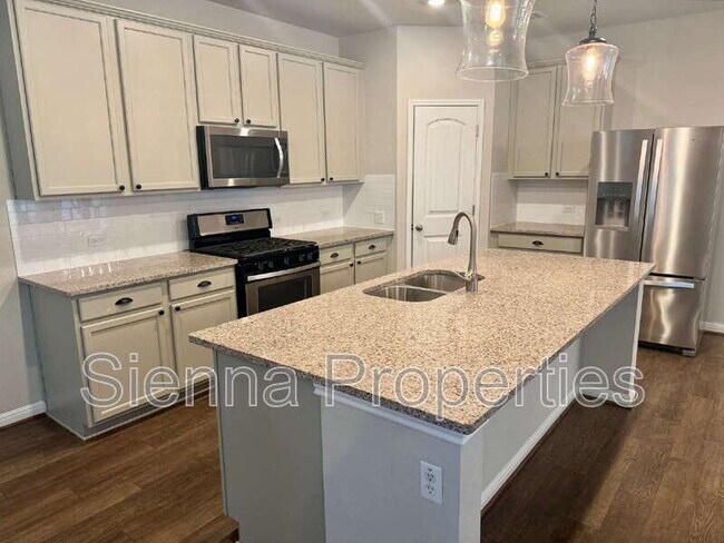 Photo - 120 Buckthorn Dr