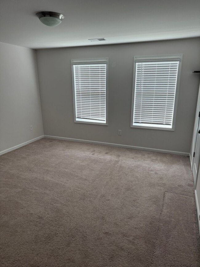 316 Laurel Pk Dr