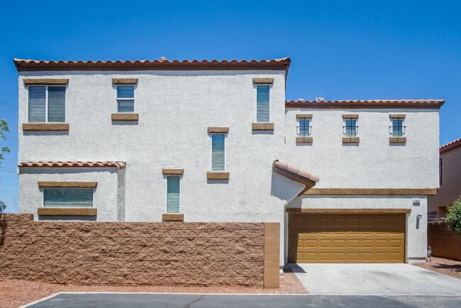 Photo - 10611 Allegrini Dr House