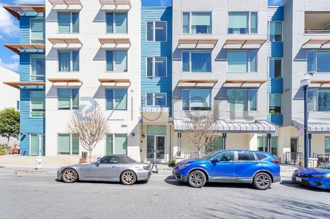 Building Photo - 52 Innes Ct