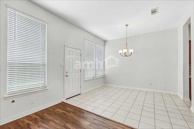 Photo - 2204 Perkins Crossing Dr