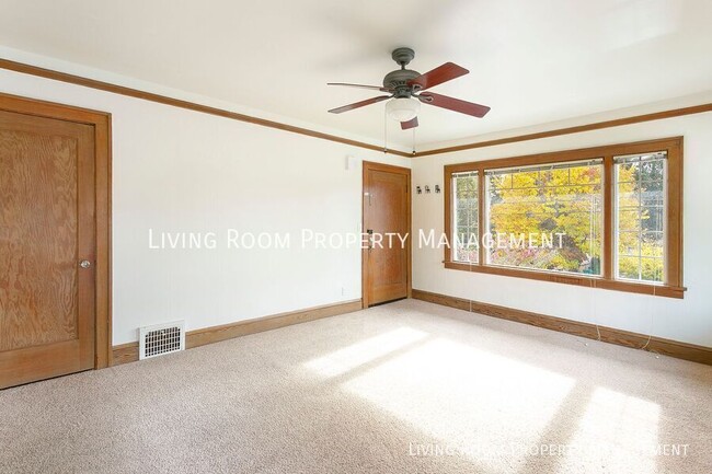 Photo - 1843 N Schofield St Unit #3