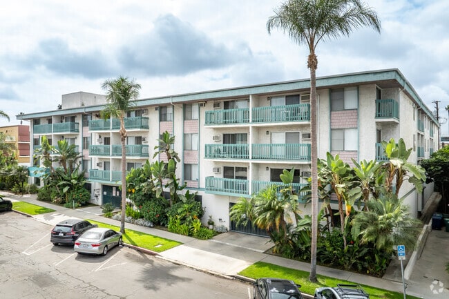 3415 Linden Ave, Long Beach
