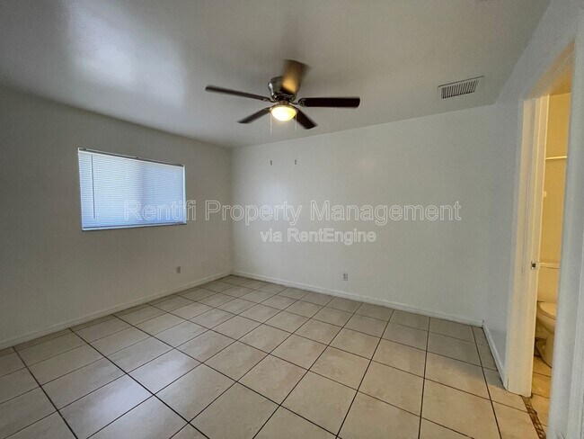 Photo - 1128 Homer Ave S