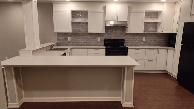 Photo - 3095 Colonial Way Unit M