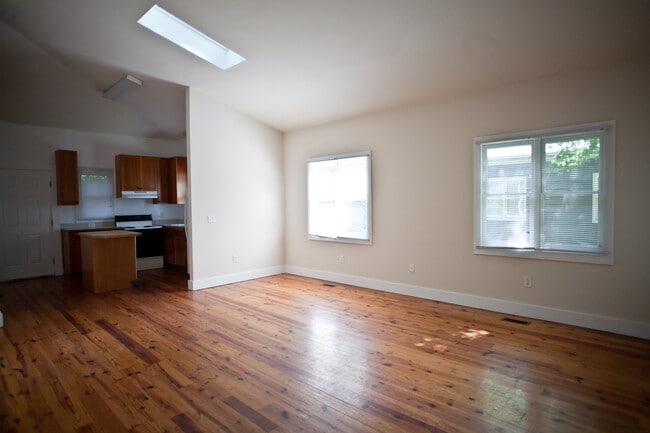 Photo - 116 Creel St