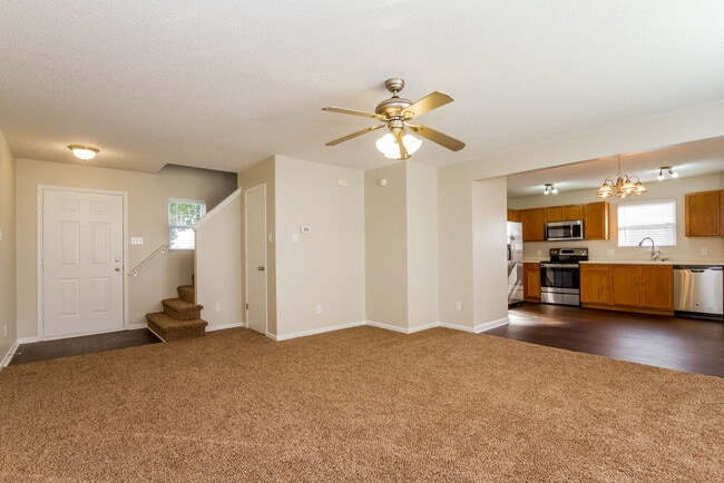708 Wheatgrass Dr