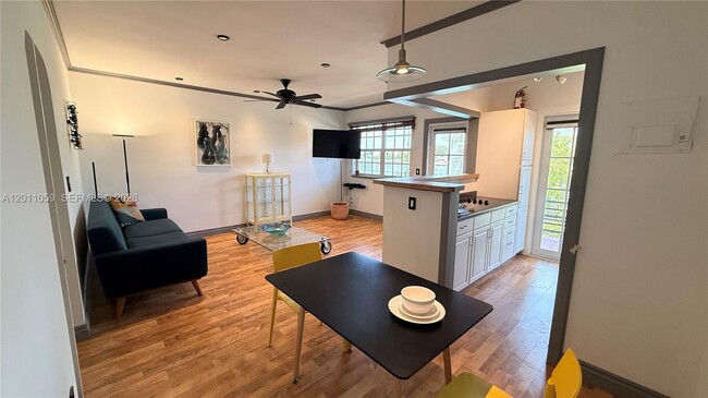 Photo - 8600 Byron Ave Unit 8600-8