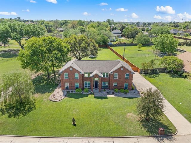 Photo - 907 Mission Dr