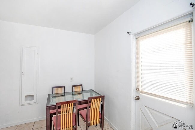 Photo - 531 S 1st Ave