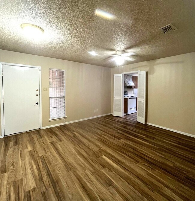 Photo - 13539 Primwood St