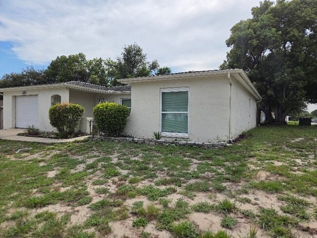 Photo - 9935 Marlinton Ln