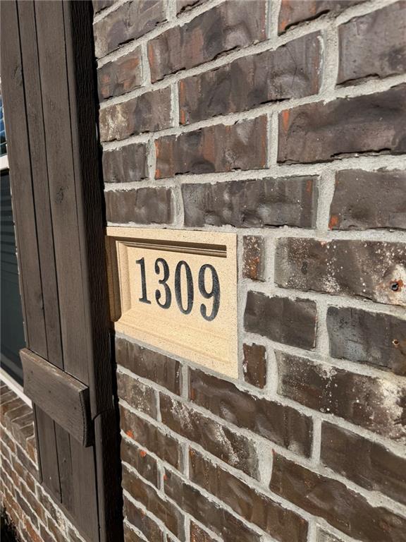 Photo - 1309 W Gum St